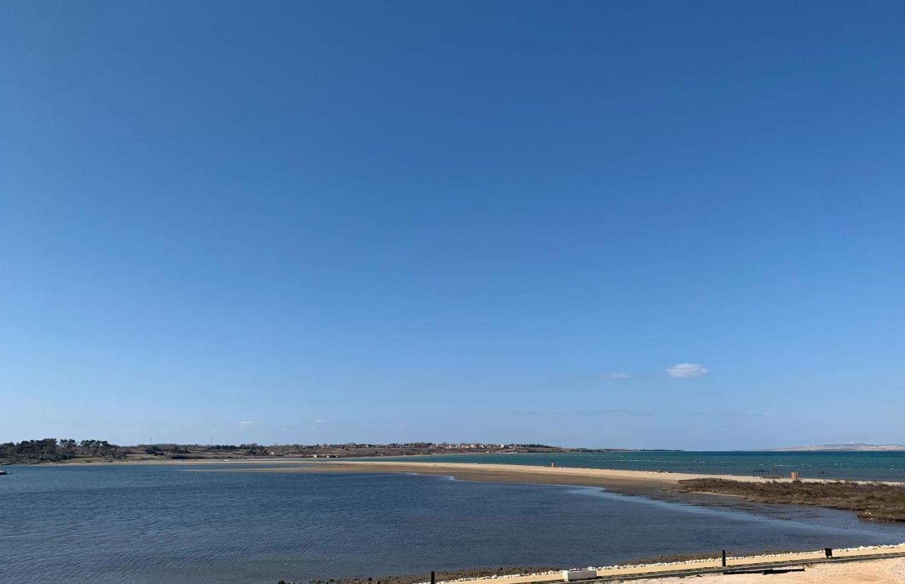 Apartmani Sunside Nin Esterno foto