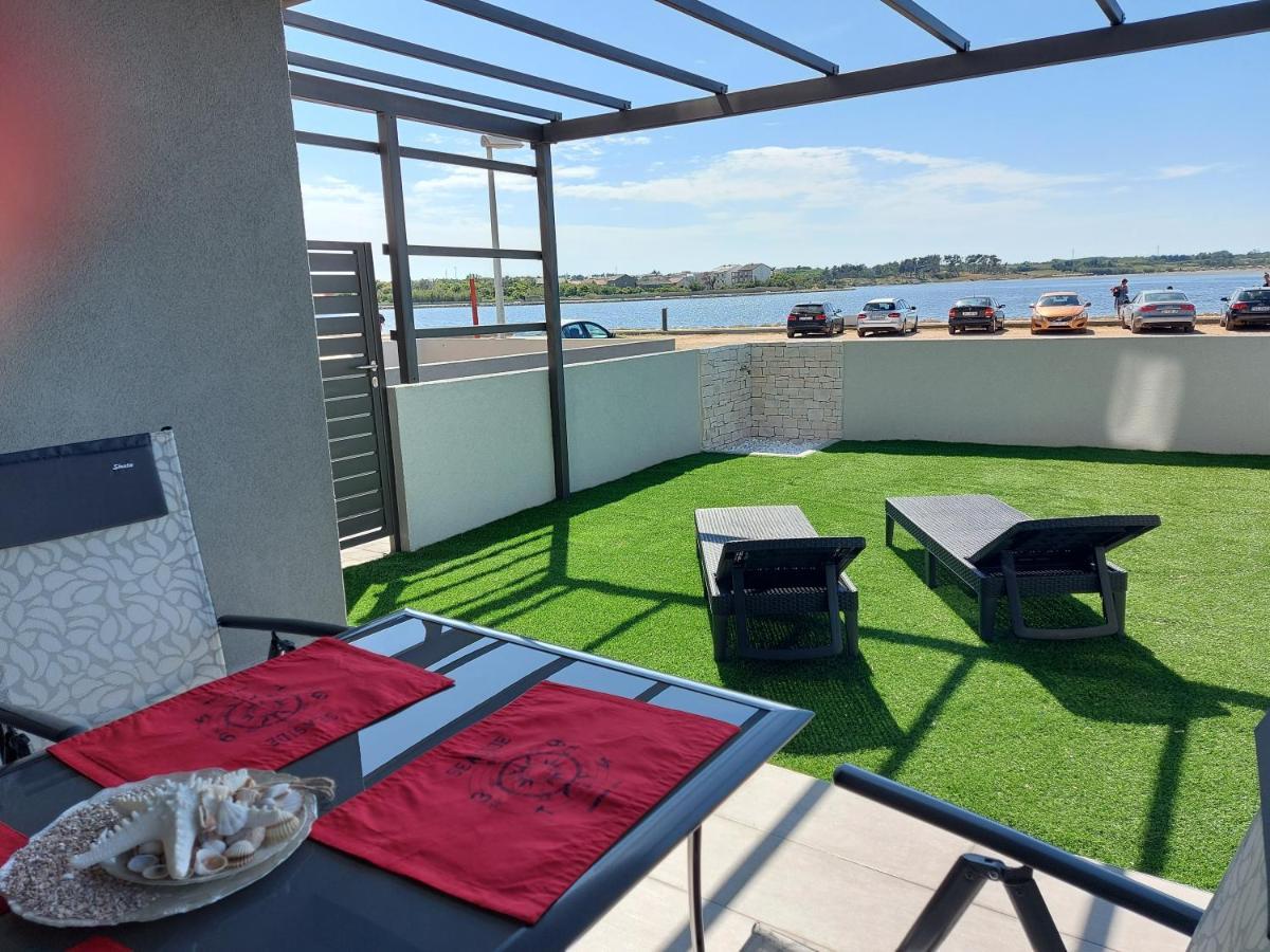 Apartmani Sunside Nin Esterno foto