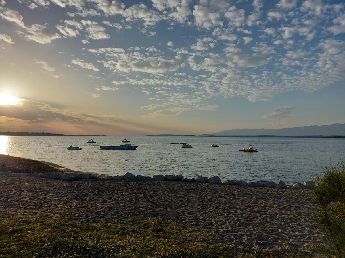 Apartmani Sunside Nin Esterno foto