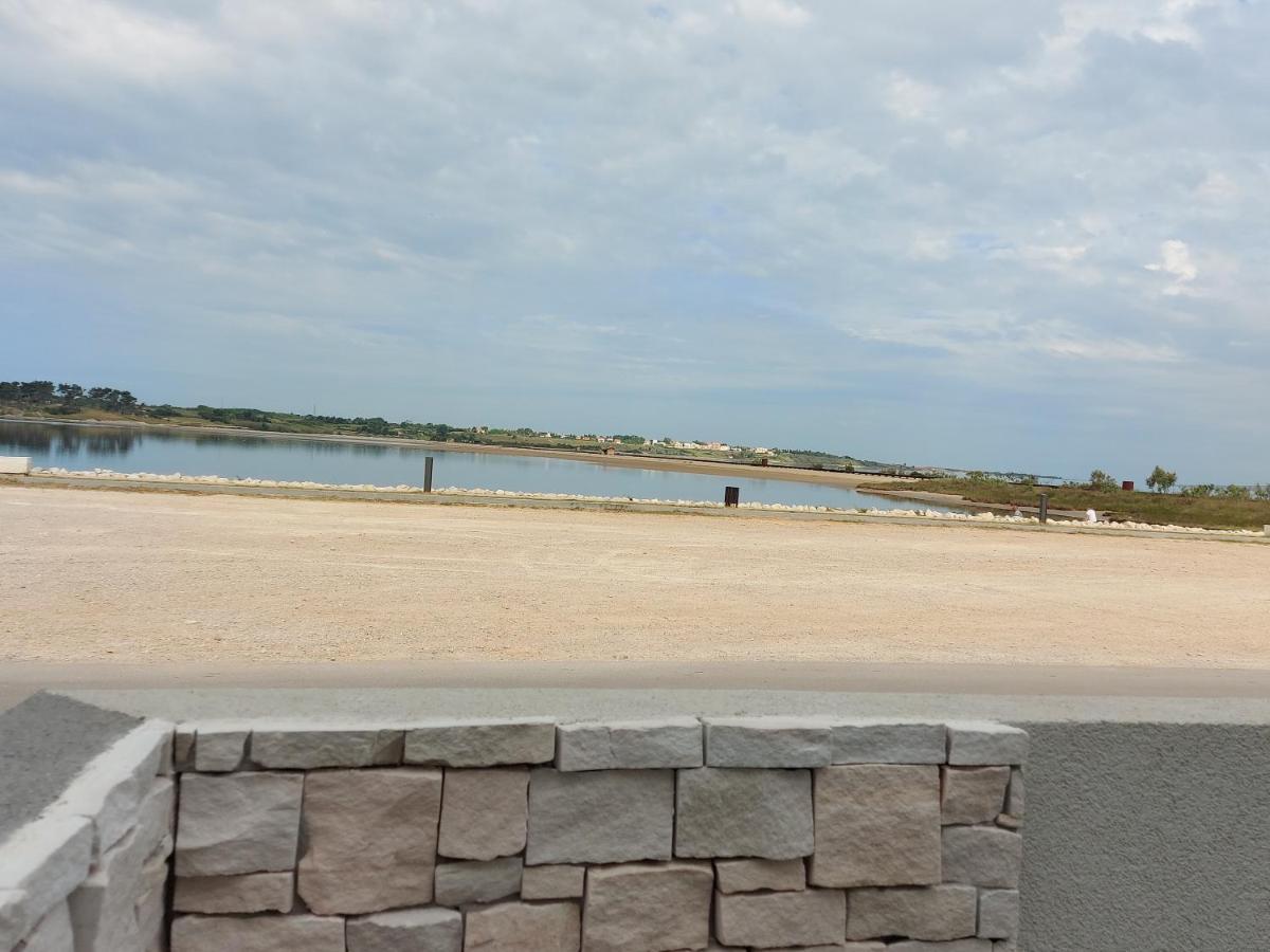 Apartmani Sunside Nin Esterno foto